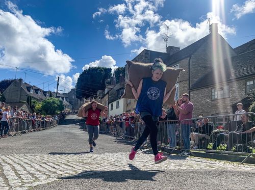 ThirdMedia Sponsors the Return of the Tetbury Woolsack Races!